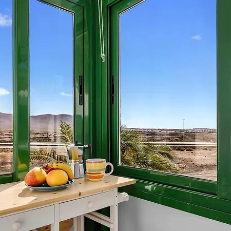 Dorada Sand, Junto Al Mar Playa Blanca (Lanzarote)