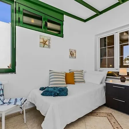 Dorada Sand, Junto Al Mar Playa Blanca (Lanzarote)